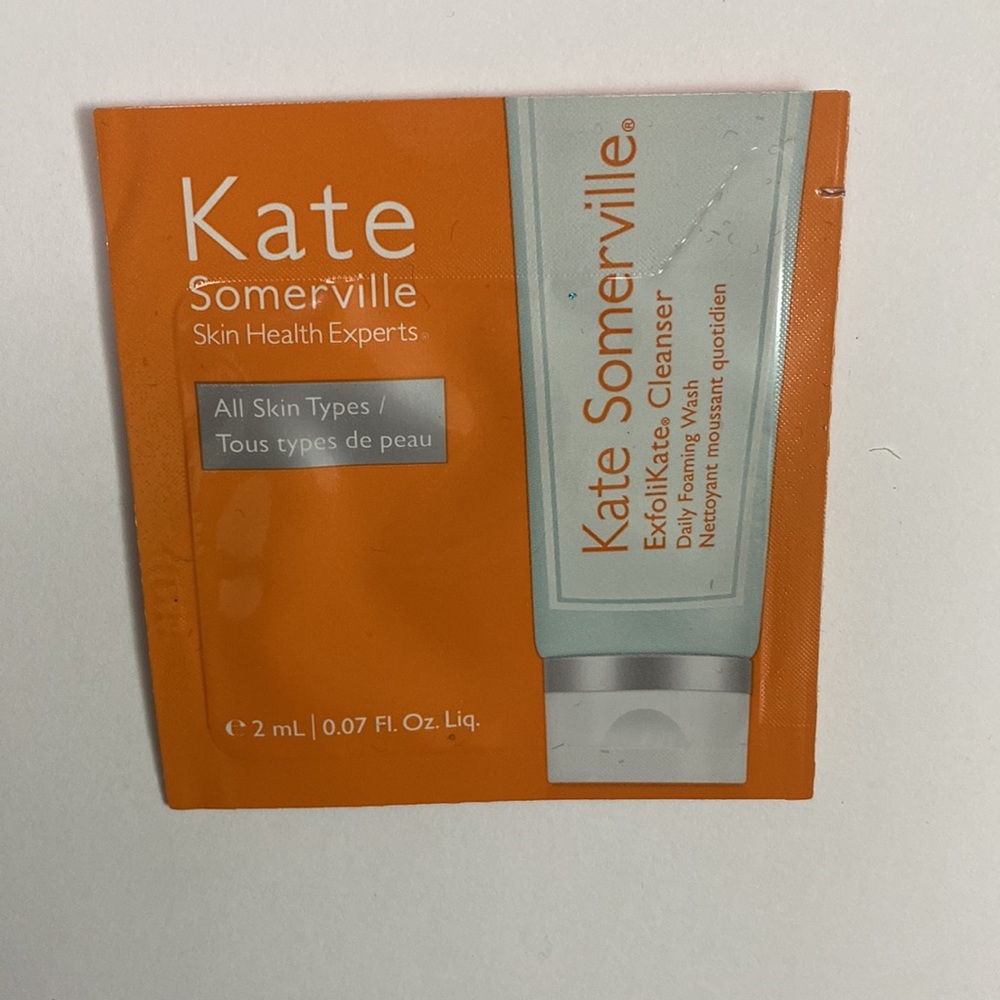 Skincare sample bundle - Picture 5 of 12